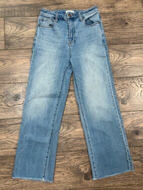 Oliver Logan Light Blue Denim Ankle Jeans with Copper-Tone Button